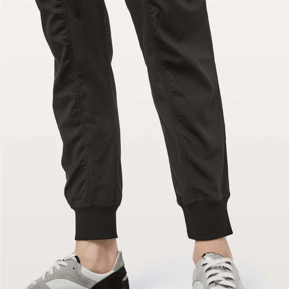 Lululemon Dance Studio Jogger *29"
Black $98 Retail - Picture 5 of 14